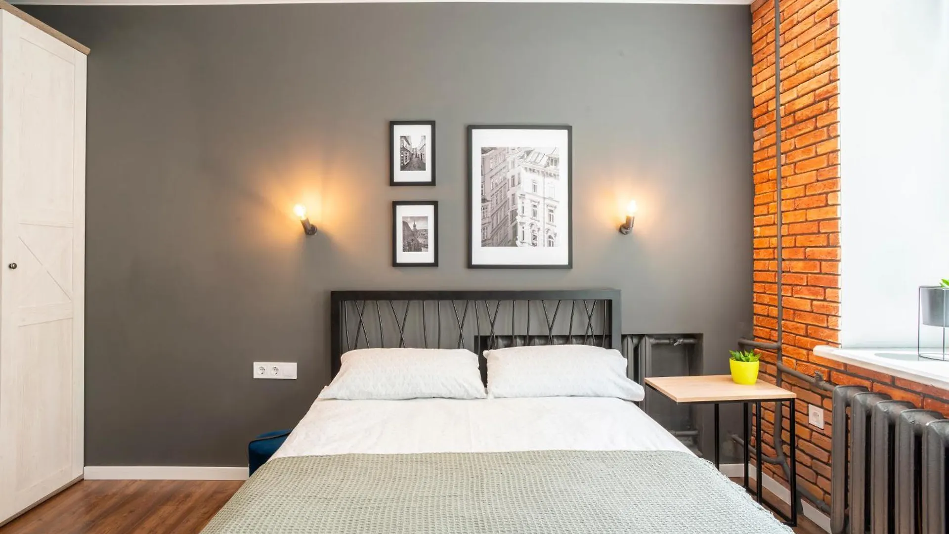 New Mezhygirska Str, Apartments In Historical Parts, Podil Kyiv