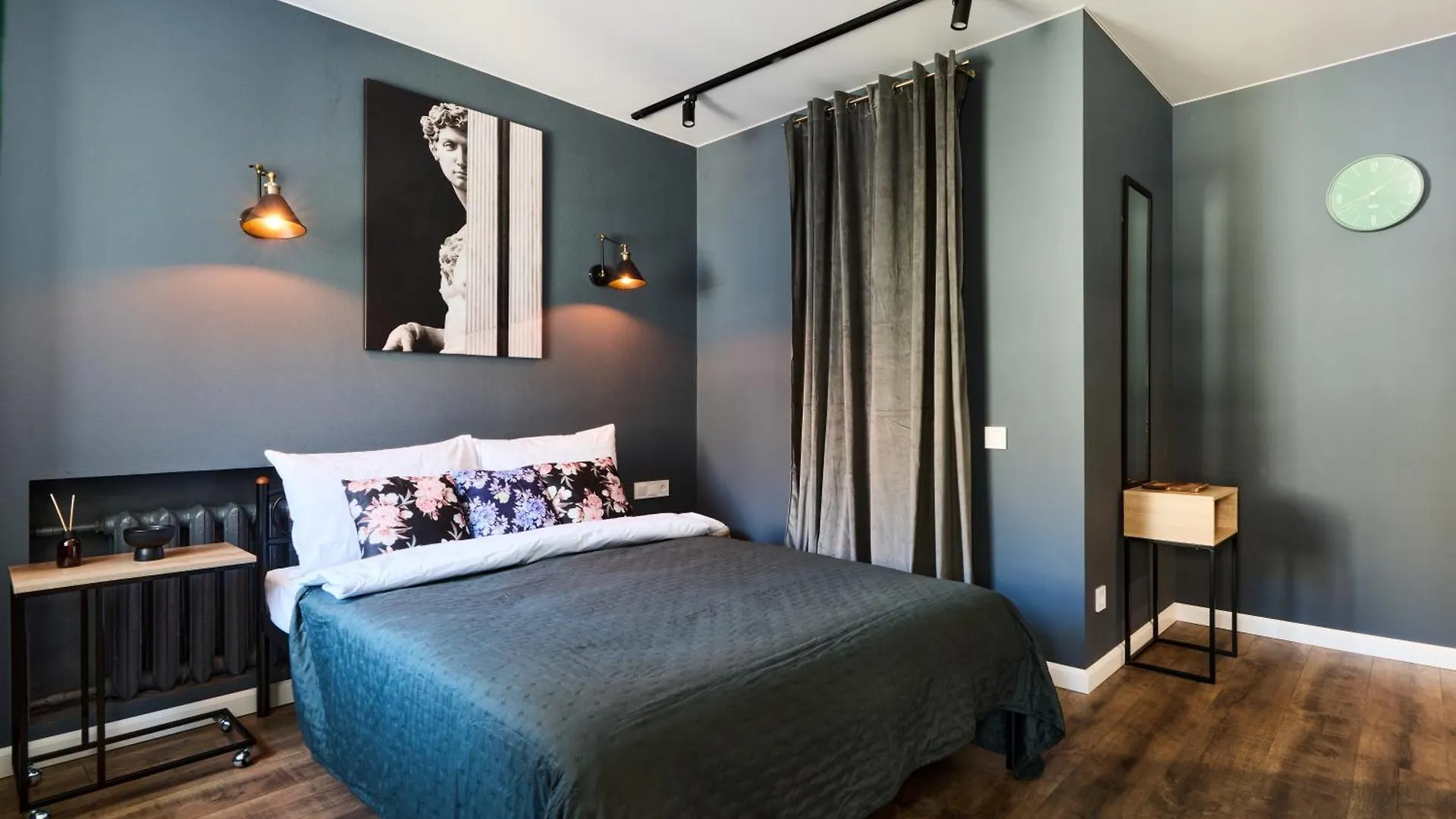 New Mezhygirska Str, Apartments In Historical Parts, Podil Kyiv 0*,  Ukraine